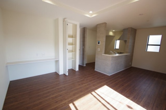 【居間・リビング】 | 【仲介手数料無料！！】稲城市若葉台1丁目　新築戸建て（全9区画）9号棟 5680万円 | LDK16.5帖