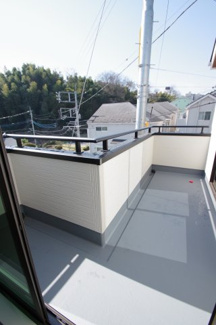 【バルコニー】 | 【仲介手数料無料！！】稲城市若葉台1丁目　新築戸建て（全9区画）9号棟 5680万円