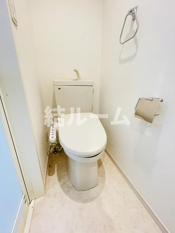 板橋区板橋２丁目のアパートのトイレ