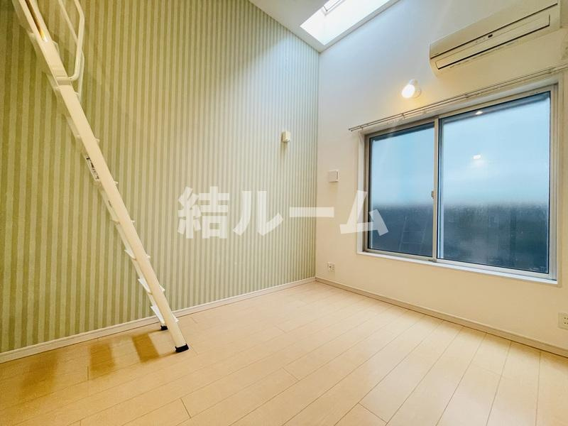 板橋区板橋２丁目のアパートの居間・リビング