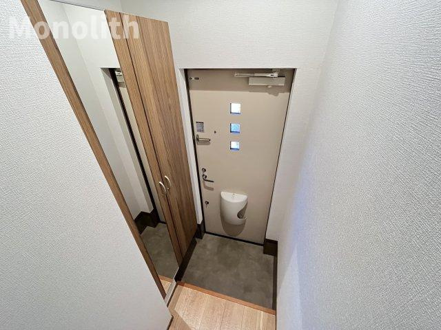 ジョイフル新宮の玄関