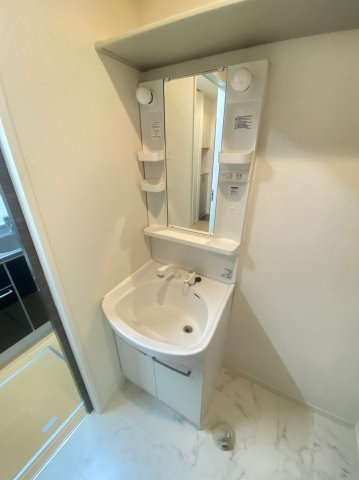 【独立洗面台】