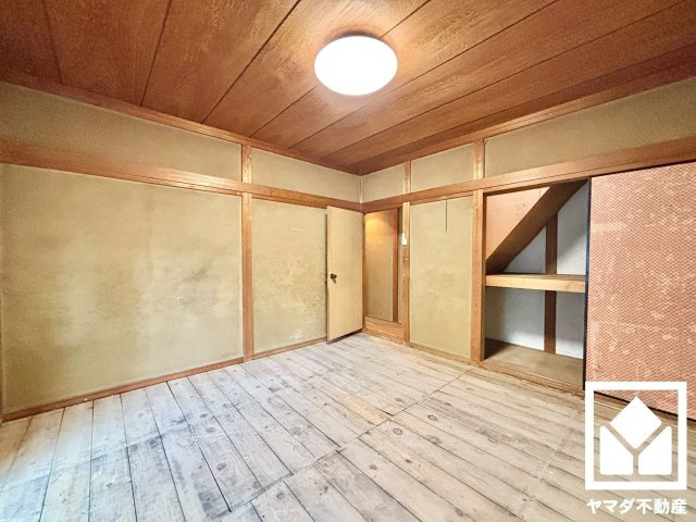 伏見区深草鞍ケ谷の和室