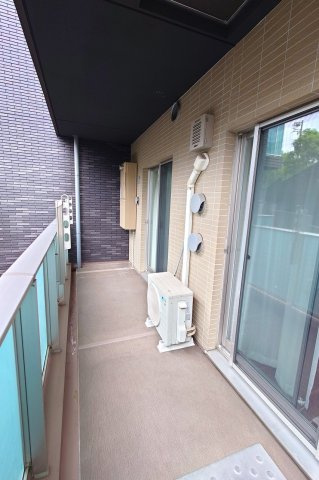 オープンレジデンシア代々木ザ・ハウスのバルコニー