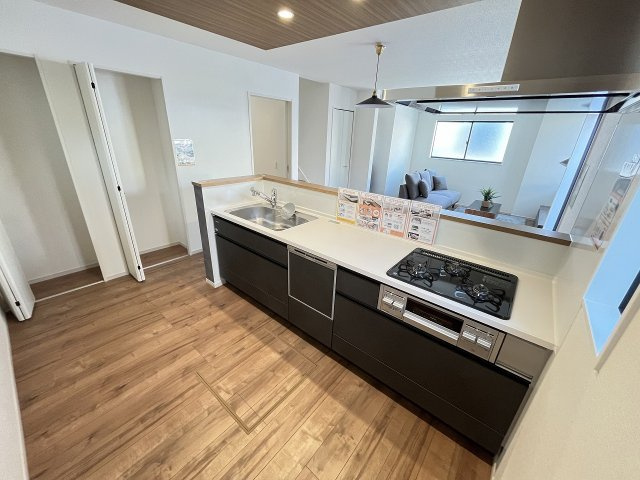 【キッチン】 | 大野城市乙金東1丁目2期・3期　1号棟（全3棟）【仲介手数料無料・0円】 | 現地写真。