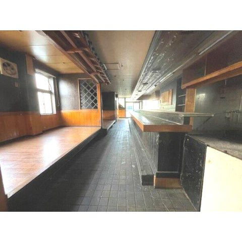 南区店舗一括の内装