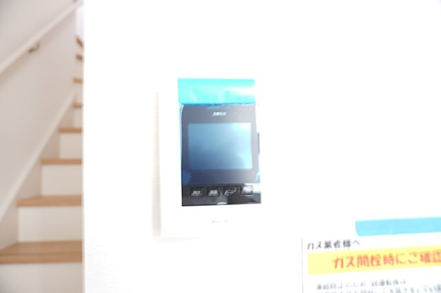 越谷市瓦曽根1丁目 新築分譲住宅のセキュリティ|TVモニター付きインターフォン
