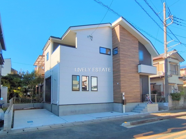 越谷市瓦曽根1丁目 新築分譲住宅