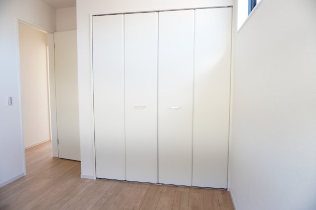 越谷市瓦曽根1丁目 新築分譲住宅の収納