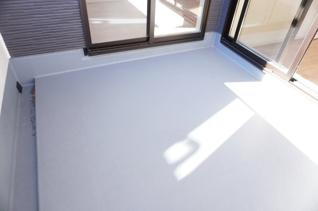 越谷市瓦曽根1丁目 新築分譲住宅のバルコニー