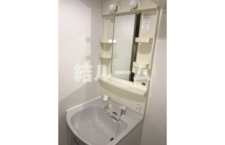 板橋区東山町の賃貸マンションの洗面所