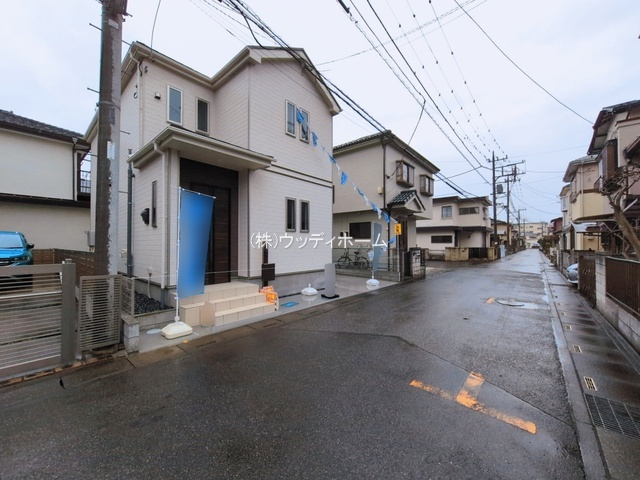 春日部市備後西2丁目　新築一戸建ての前面道路含む現地写真