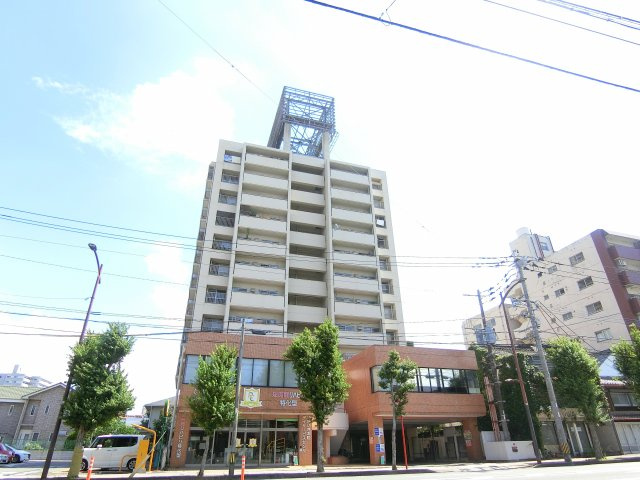 第17上野ビルの外観