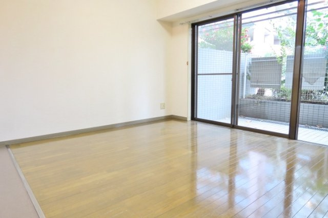 リヴェール川口の居間・リビング