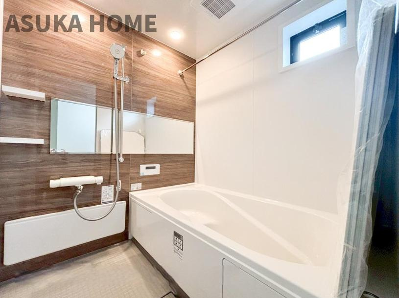 長津田駅から11分！直ぐにご見学できます！【完成済】の浴室|断熱性能が高いユニットバスを採用１お湯張りも早く、追い炊きも直ぐにできますよ。