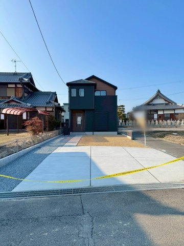野洲市吉地　新築戸建ての外観