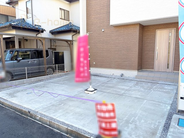 牛久市上柏田4丁目第1期　新築戸建て　1号棟の駐車場|カースペースは2台お停めいただけます♪