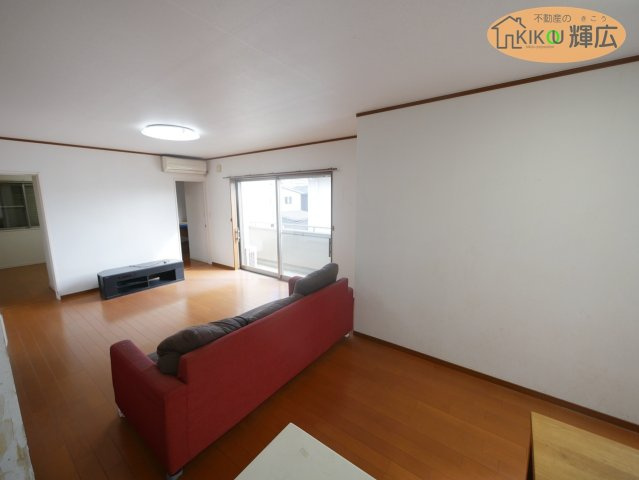 【居間・リビング】 | 加古川市尾上町口里　中古戸建