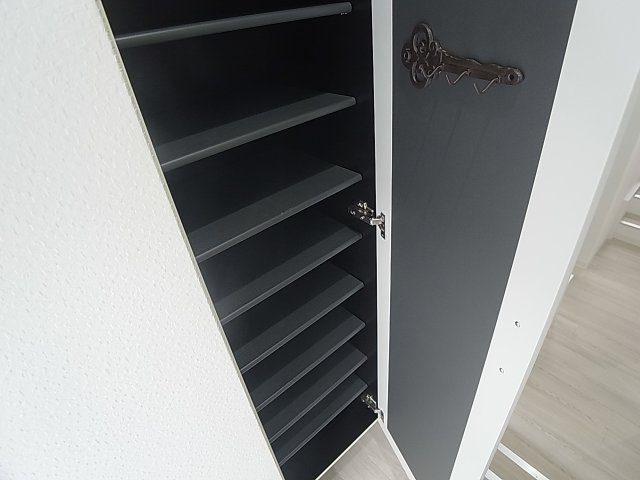 あんしん宮川町の玄関|玄関シューズボックス