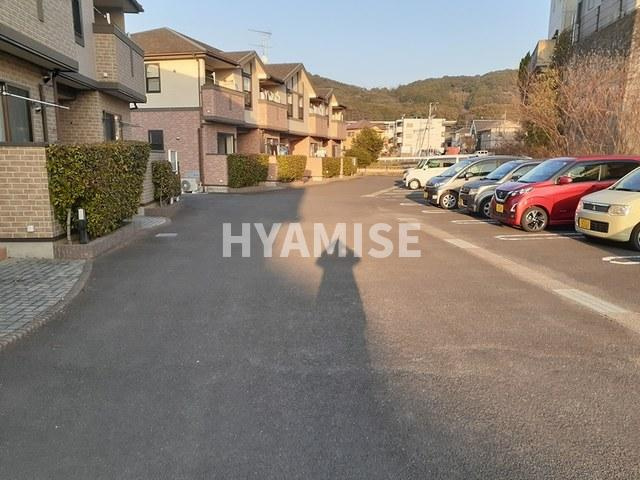 ラ・ベレッツァⅡの駐車場