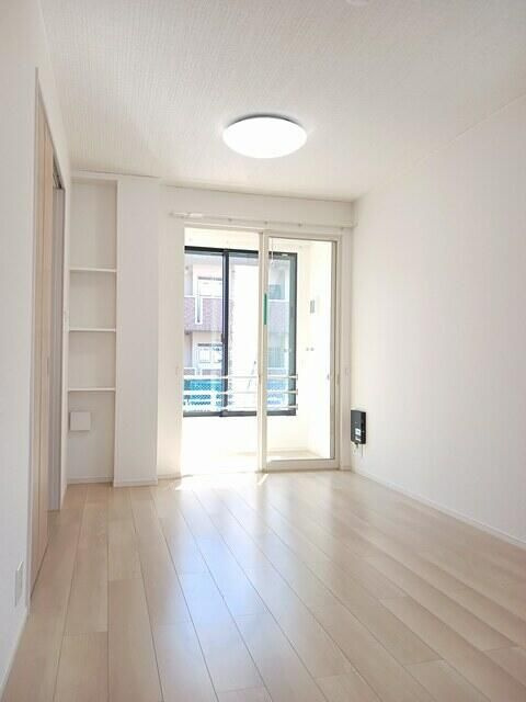 アン・フェリシアの居間・リビング