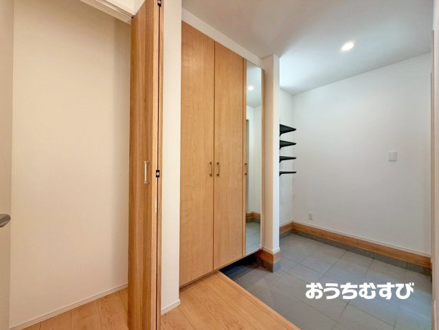 守山区小幡南2丁目(全3棟)の玄関