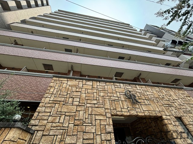 グランシス江坂の外観