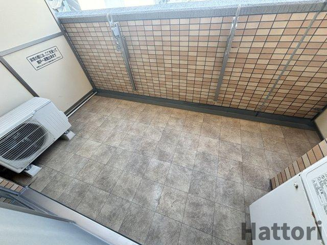 グランシス江坂のバルコニー