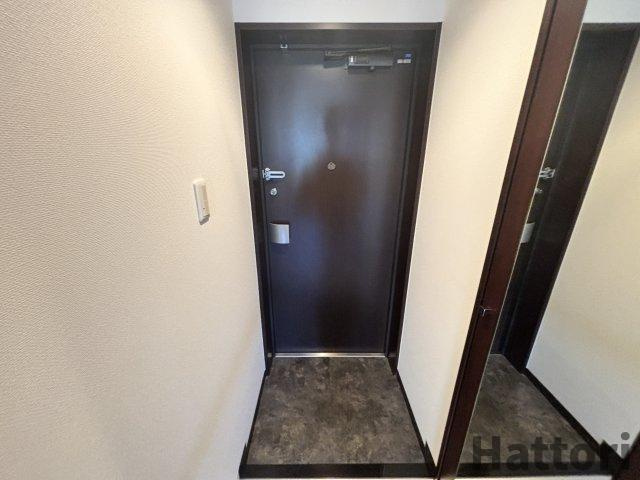 グランシス江坂の玄関