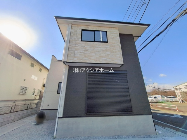所沢市中富南3丁目・全1棟　新築一戸建　～LDK21.6帖～の外観