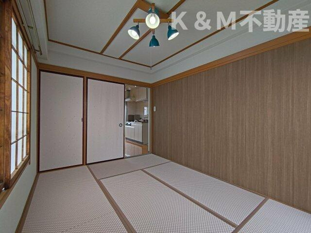 柏グリーンコーポの内装|★和室★ピンク市松柄の新畳★… 