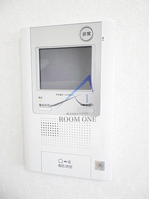 ルーブル雪が谷大塚のセキュリティ|モニター付きインターホンです。