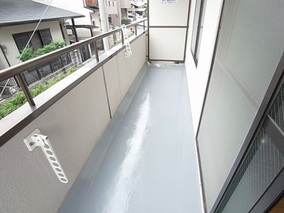 【バルコニー】 | アイマンション長尾 | バルコニーとっても大きいです