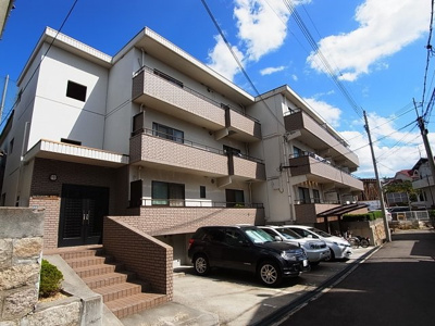 【外観】 | アイマンション長尾 | 日当たり良好の綺麗な外観