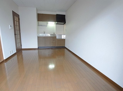 【居間・リビング】 | アイマンション長尾 | リビング広々スペース