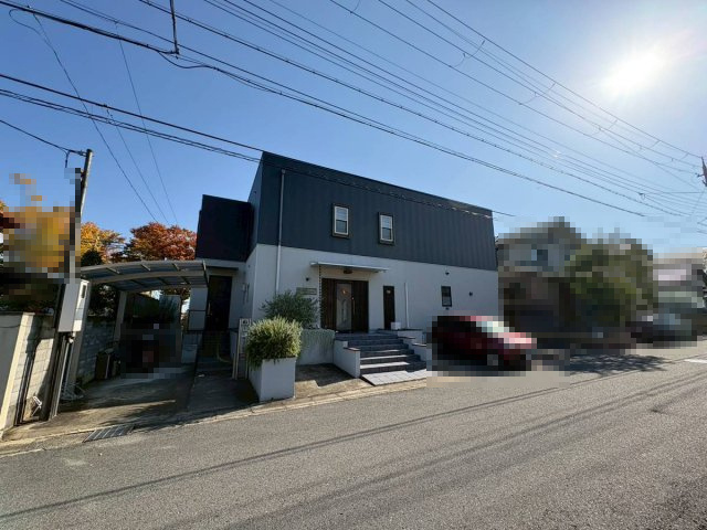 京都市西京区大原野西境谷町1丁目の前面道路含む現地写真|第一種低層住居専用地域内の落ち着いた住環境。
周辺は静かで、良好な住環境が保たれています！