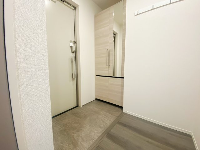 celeste戸田公園の玄関