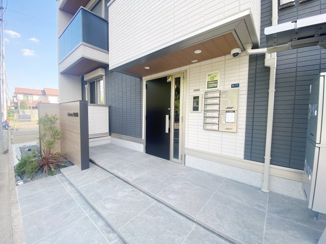 celeste戸田公園のエントランス