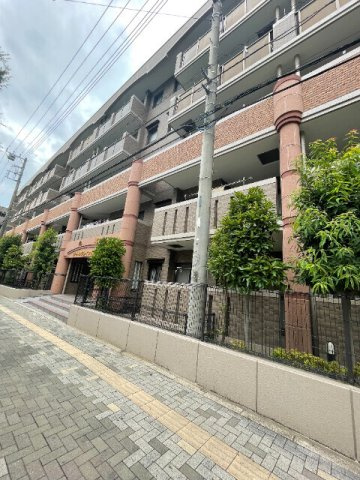 タートルクレインふじみ野Ⅱのエントランス