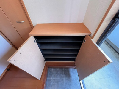 【玄関】 | ドミトリー赤井