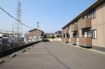 【駐車場】 | ドミトリー赤井