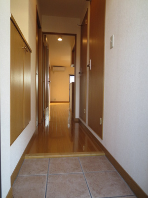 【玄関】 | マリベール中仙道