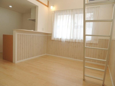 【居間・リビング】 | メゾン佛欄西A・B