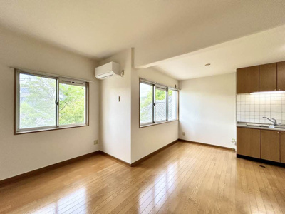 【居間・リビング】 | グリーンビレッジ北方Ⅱ