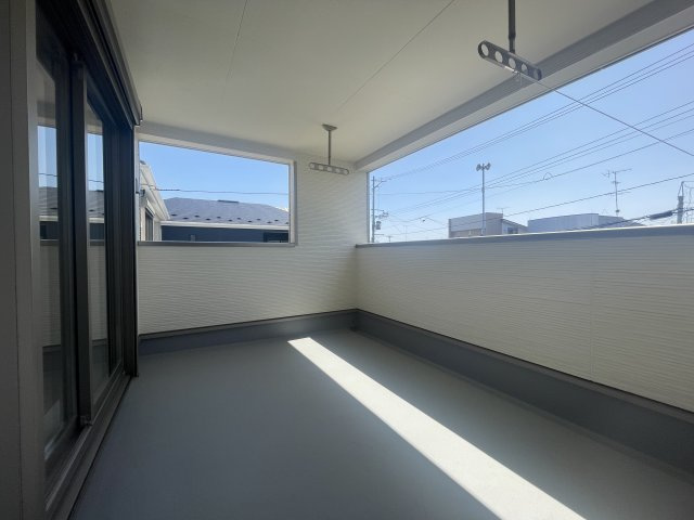 クレイドルガーデン八戸市小中野第7　1号棟のバルコニー