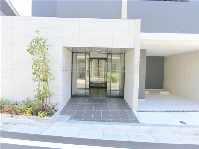 ドゥーエ梅屋敷の外観