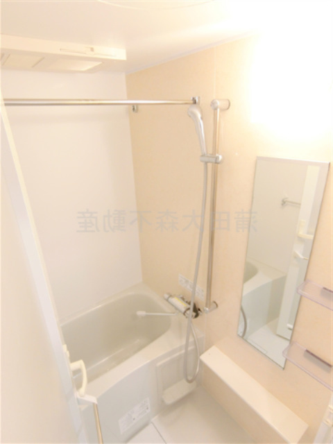 ドゥーエ梅屋敷の浴室|浴室乾燥機付きのバスルーム　お風呂