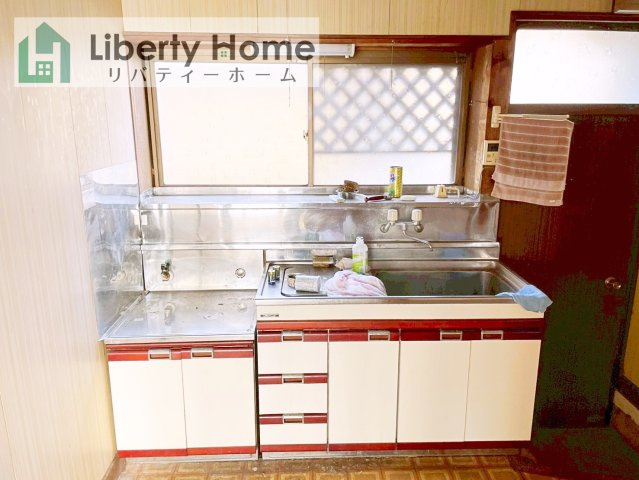 かすみがうら市稲吉東4丁目　中古戸建のキッチン