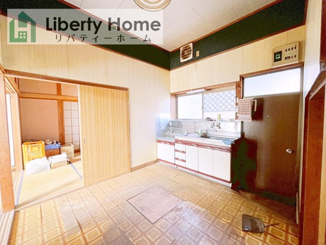 かすみがうら市稲吉東4丁目　中古戸建のキッチン