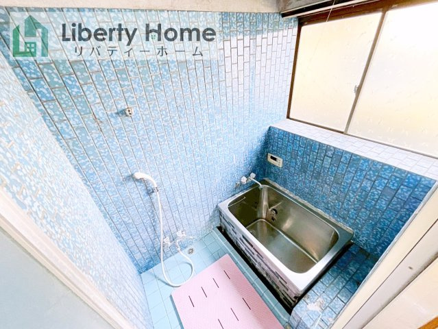 かすみがうら市稲吉東4丁目　中古戸建の浴室